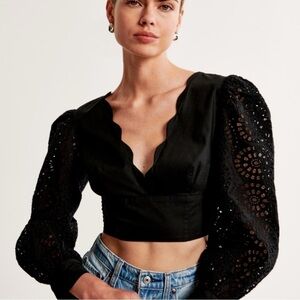 A&F Long-Sleeve Poplin Plunge Cutwork Top Size XS